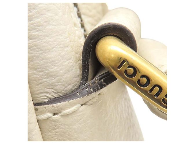Gucci Borsa a tracolla Mini in pelle di vitello granulata bianca con logo Bianco - vista 7