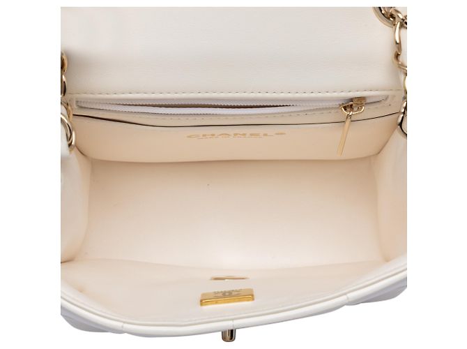 Chanel White Mini Quilted Lambskin Resin Crystal Square Monacoco Flap Bianco Crudo - vista 4