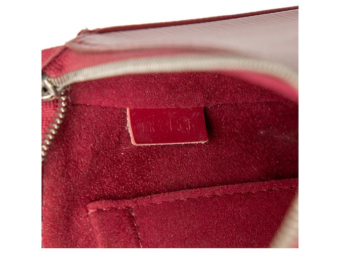 Louis Vuitton Pochette Accessoires in Epi rosso - vista 6