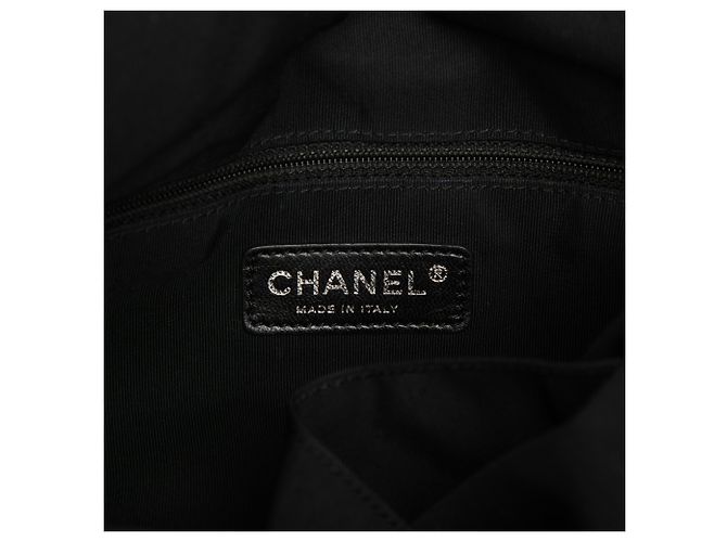 Tote Bonbon em denim acolchoado CC cinza Chanel Marrom Cinza antracite - vista 5