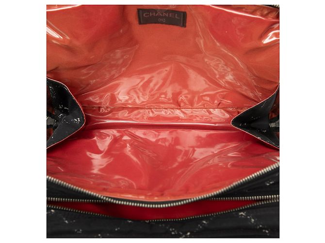 Borsa a mano in nylon Chanel Black Old Travel Line Nero - vista 4