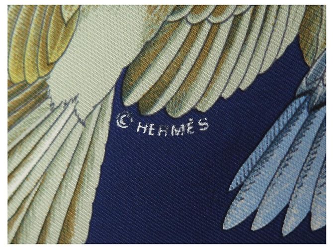 Hermès NUOVO FULLETTO HERMES L'INTRUS DE JACQUELOT CARRÉ 90 BLU SETA Blu navy - vista 9