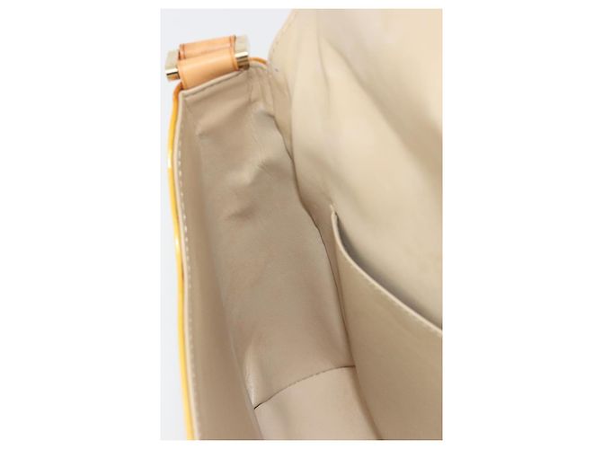 LOUIS VUITTON Monogram Vernis Thompson Street Bag Beige M91301 LV Auth 181659 - vista 20