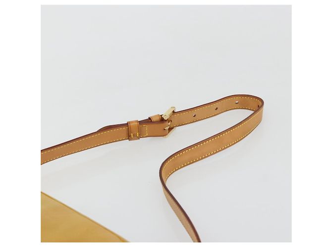 LOUIS VUITTON Monogram Vernis Thompson Street Bag Beige M91301 LV Auth 181659 - vista 8