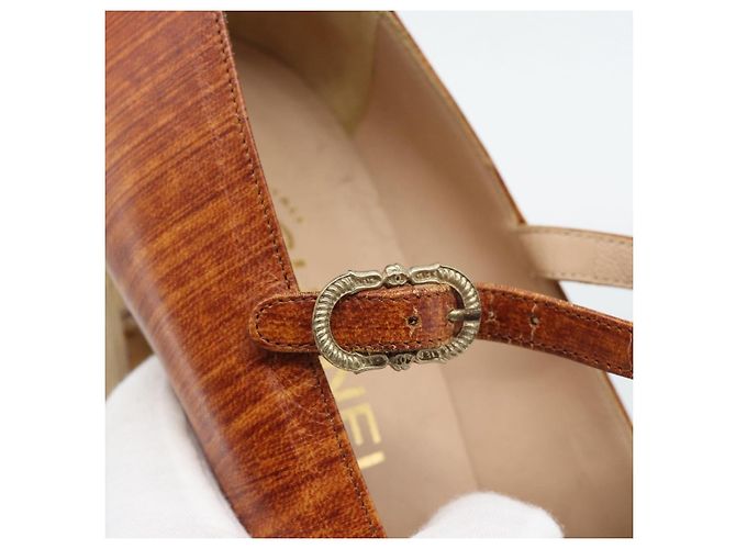 Décolleté CHANEL in pelle 38 1/2 Marrone CC Auth 182044V - vista 22