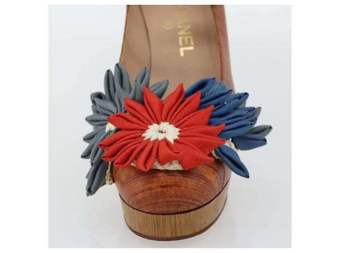 Décolleté CHANEL in pelle 38 1/2 Marrone CC Auth 182044V - vista 6