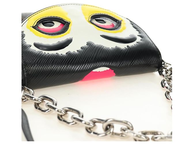 LOUIS VUITTON Monogram Pochette Kabuki Mask Shoulder Bag M43532 Auth 181369SAM Monogramma - vista 6