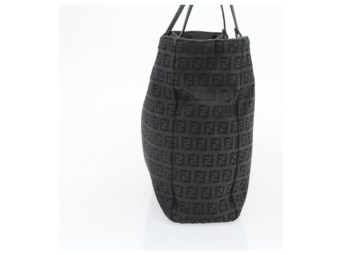 Borsa a mano FENDI Zucchino Canvas Nera Argento Auth ka4472 Nero - vista 3
