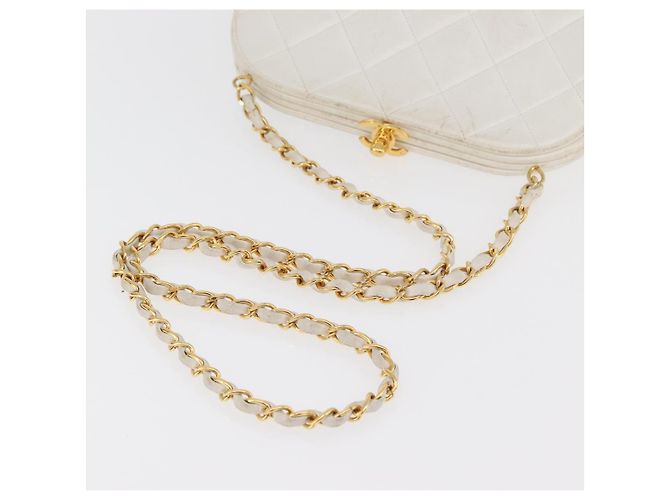 CHANEL Borsa a Spalla Matelasse con Catena in Pelle di Agnello Bianco Oro CC Auth 181776V D'oro - vista 7