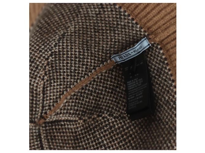 Casquette PRADA en laine beige Auth 181802M - vue 10