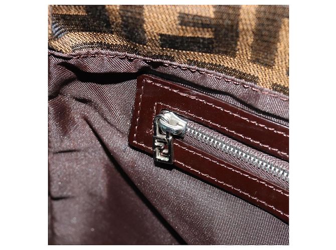 FENDI Zucca Canvas Mamma Baguette Shoulder Bag Black Brown Auth 182028SAM Marrone Nero - vista 24