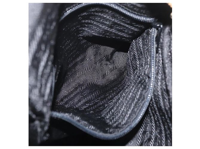 Borsa a Spalla con Catena PRADA in Scamosciato Grigio e Oro Auth bs35411 Marrone D'oro - vista 22