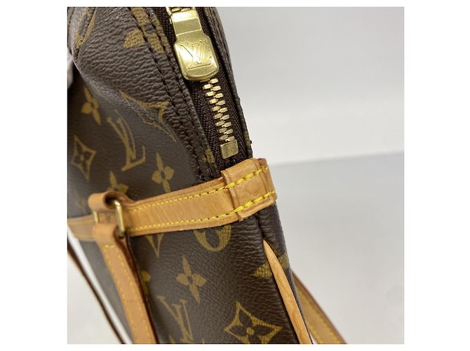 Borsa a Spalla Louis Vuitton Monogram Coussin GM Marrone - vista 7