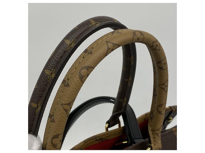 Borsa Tote Louis Vuitton Monogram Giant Reverse OnTheGo MM Marrone - vista 9