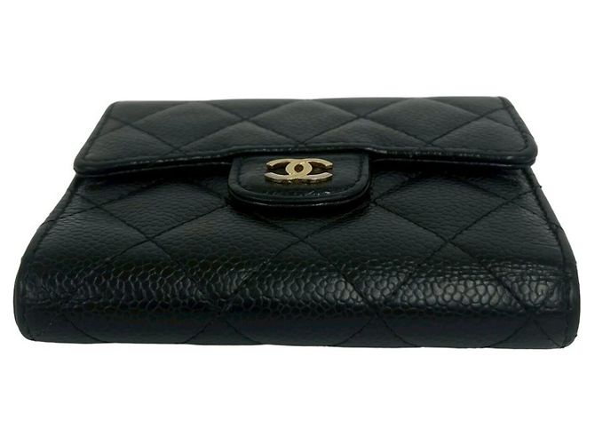 Cartera Tri-fold Chanel Matelassé Coco Mark Negro - vista 6