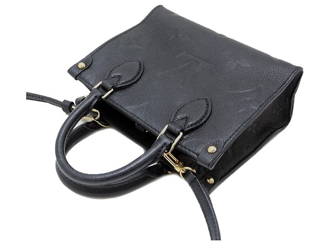 Borsa Louis Vuitton OnTheGo BB Nero - vista 4