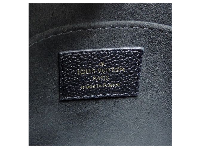 Borsa Louis Vuitton OnTheGo BB Nero - vista 6