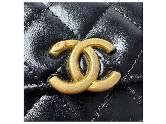 Charm per borsa Chanel Matelassé Nero - vista 13