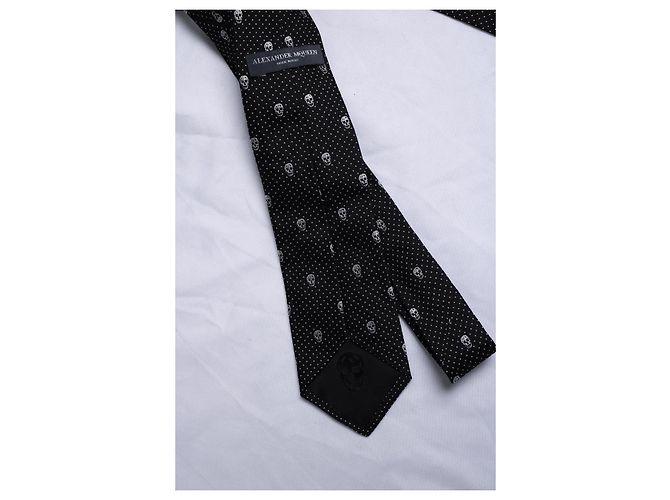 Alexander McQueen, cravatta con teschio a pois - vista 3