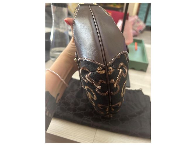 Gucci Borsa Hobo Bamboo Horsebit Monogramma GG Marrone Nero D'oro - vista 6