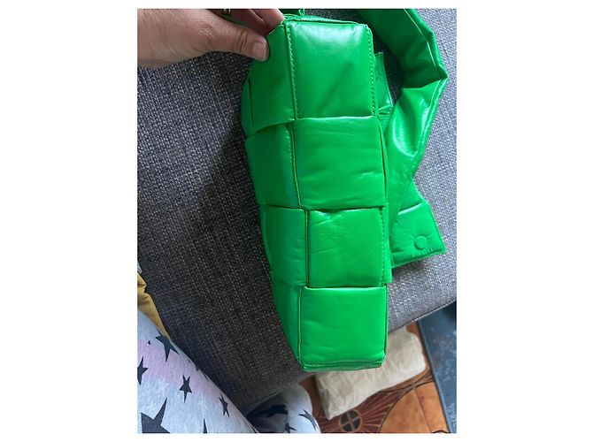 Bottega Veneta Borsa a Spalla Padded Cassette Verde - vista 12