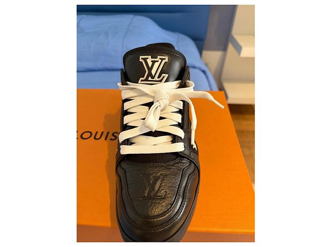 Louis Vuitton Sneaker LV Trainer in Pelle Nero - vista 9