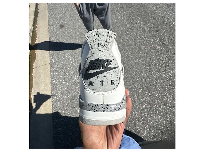 Autre Marque Nike Air Jordan 4 Retro 'White Cement' Nero Bianco Rosso Grigio - vista 3