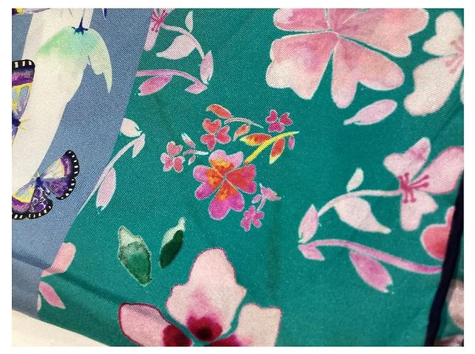 Furla Seidentuch mit Schmetterlings- und Blumenprint Pink Weiß Blau Grün Lila Hellblau - Ansicht 3