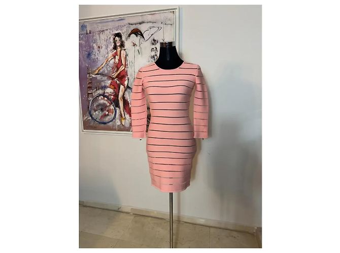 Abito Balmain rosa aderente a righe tagliate - vista 6