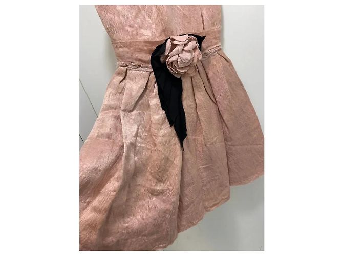 Lanvin Kurzes Seidenkleid in Hellrosa mit Blumengürtel Pink - Ansicht 2