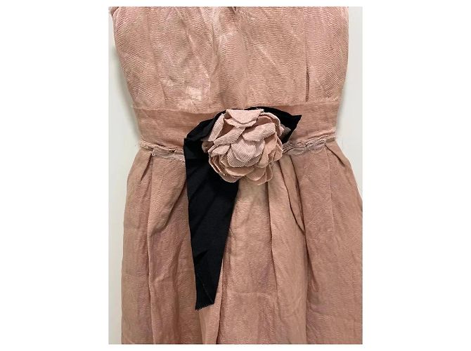 Lanvin Kurzes Seidenkleid in Hellrosa mit Blumengürtel Pink - Ansicht 4