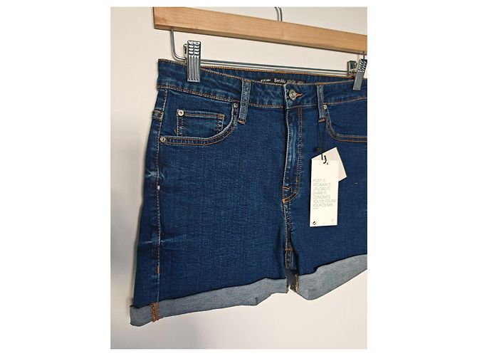 Autre Marque Bershka Pantaloncini in denim blu - vista 2
