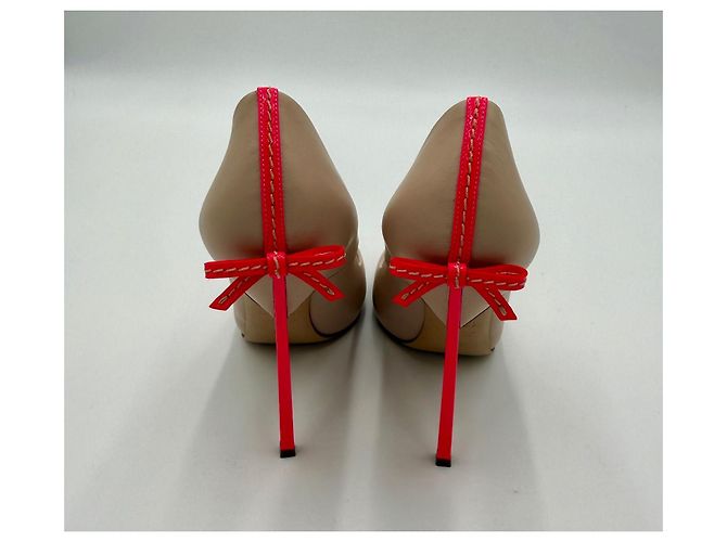 Casadei Blade Pumps aus beigem Leder mit rosa Absatz Pink - Ansicht 4