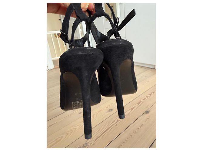 Alexander Wang Sandali con tacco in scamosciato e mesh nero - vista 5
