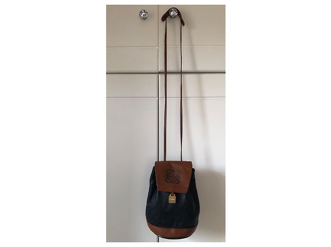Loewe Borsa bucket Anagram in pelle Marrone Nero - vista 2