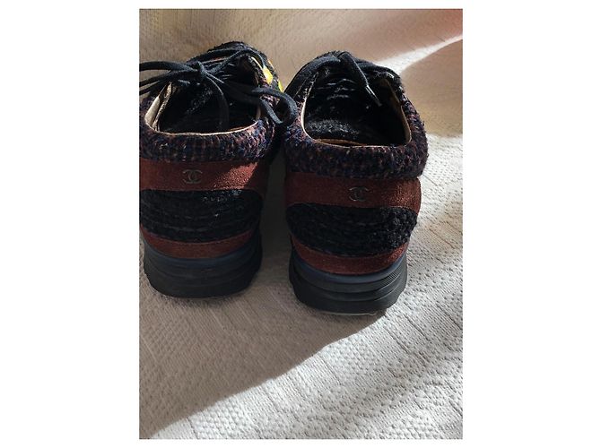 Chanel Gold and Black Tweed Sneakers Golden - view 4