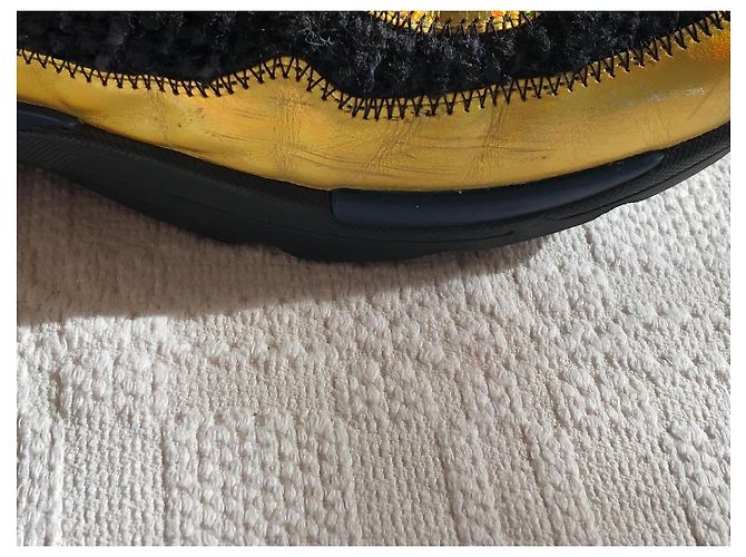 Chanel Gold and Black Tweed Sneakers Golden - view 5