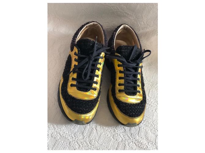 Chanel Gold and Black Tweed Sneakers Golden - view 9