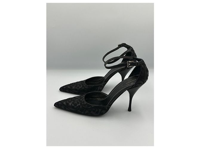 Prada Pumps mit Knöchelriemen aus floralem Jacquard Schwarz - Ansicht 2