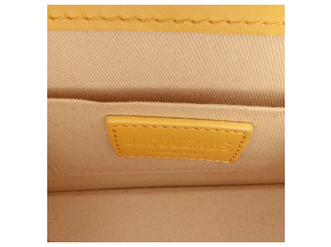 Jacquemus Le Chiquito Noeud in pelle gialla Giallo Senape - vista 5