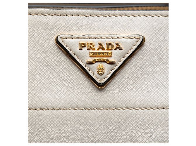 Bolso Tote Prada White Saffiano Soft Triple Pocket Blanco - vista 5