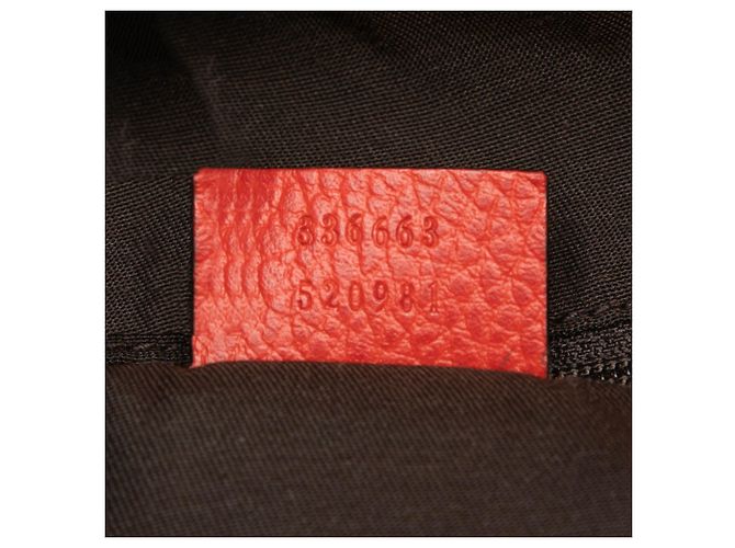 Bolsa satchel Gucci em couro de bezerro vermelho com fivela - vista 6