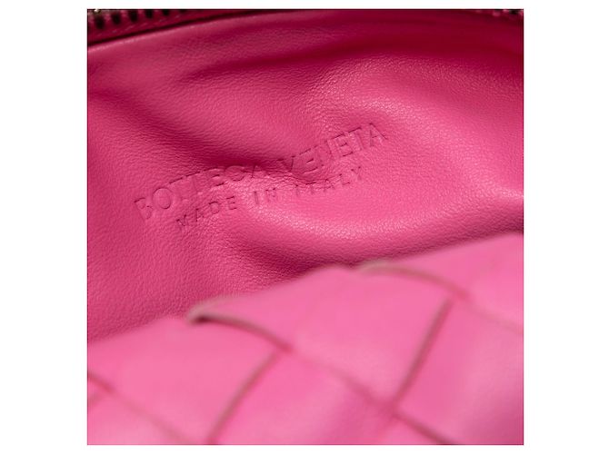 Bottega Veneta Mini Jodie em nappa Intrecciato rosa - vista 5
