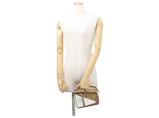 Borsa a mano mini in pelle Loewe Puzzle Bag Marrone Bianco Beige - vista 4