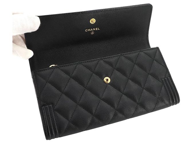 Cartera larga de doble pliegue Chanel Boy Matelassé Negro - vista 5