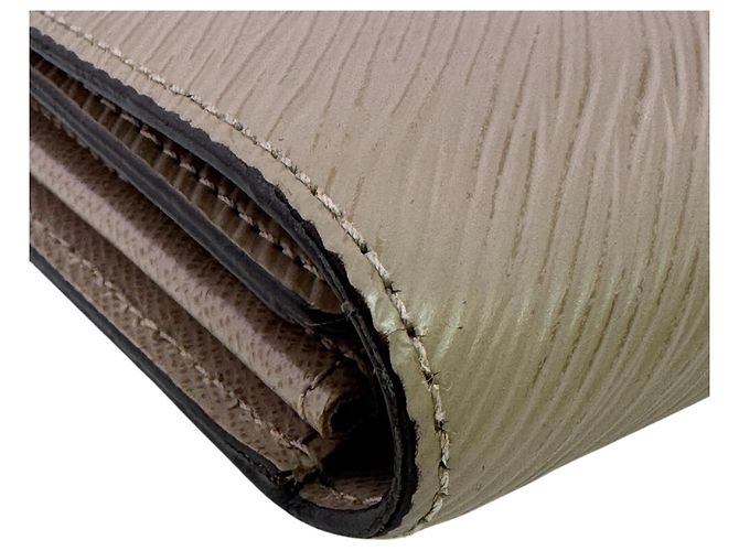 Twist Cartera larga de cuero Epi beige Louis Vuitton - vista 3
