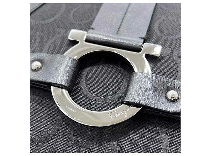 Borsa a tracolla Salvatore Ferragamo Gancini Nero - vista 7