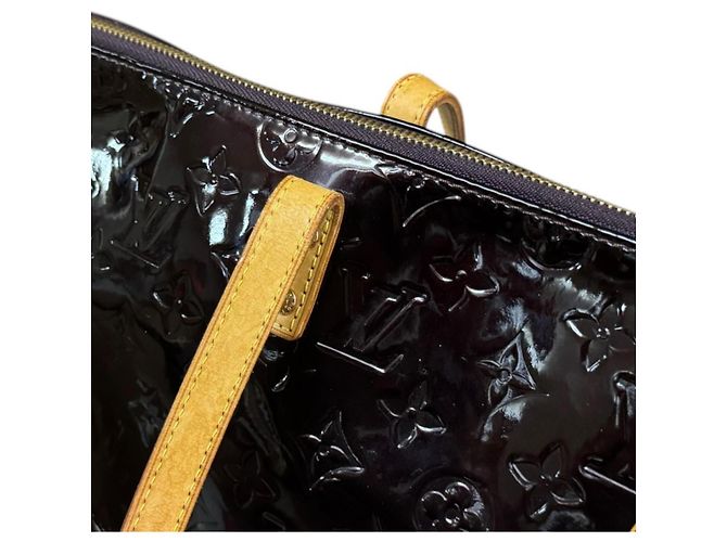 Borsa Tote Louis Vuitton Bellevue GM Vernis Bordò Porpora - vista 14