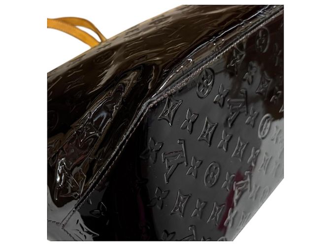 Borsa Tote Louis Vuitton Bellevue GM Vernis Bordò Porpora - vista 9