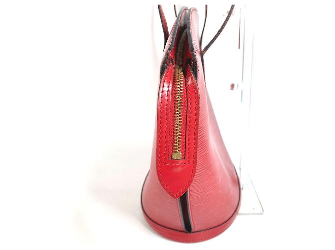 Borsa shopping Louis Vuitton Epi Saint Jacques Rosso - vista 3